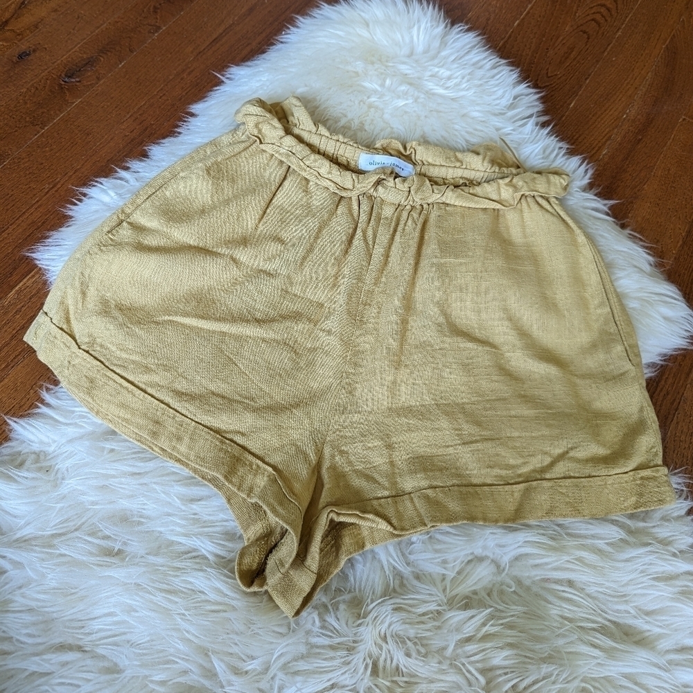 OLIVIA + James linen blend shorts small